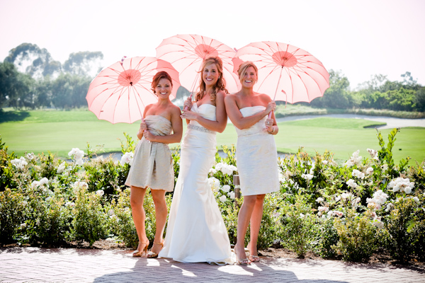 Wedding photos on sale with parasols